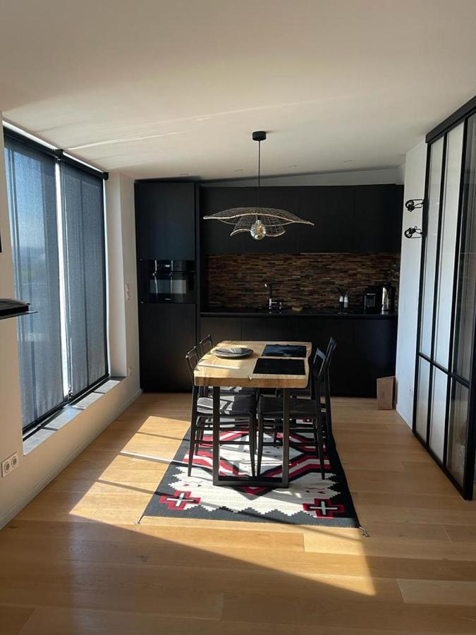 Appartement Vue Tour Eiffel Paris 16 Eme Extérieur photo